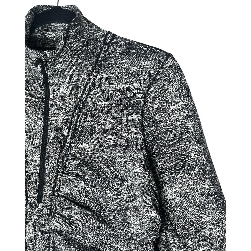Lululemon Cypress Kiss 1/2 Zip pullover Jacket Women's‎ Size 10 Rush Jacquard